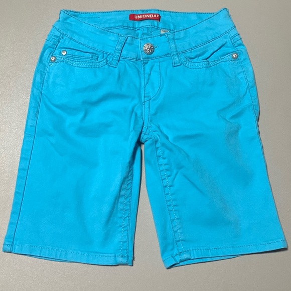 Union bay Junior’s shorts. Beautiful aqua color. - Picture 1 of 3
